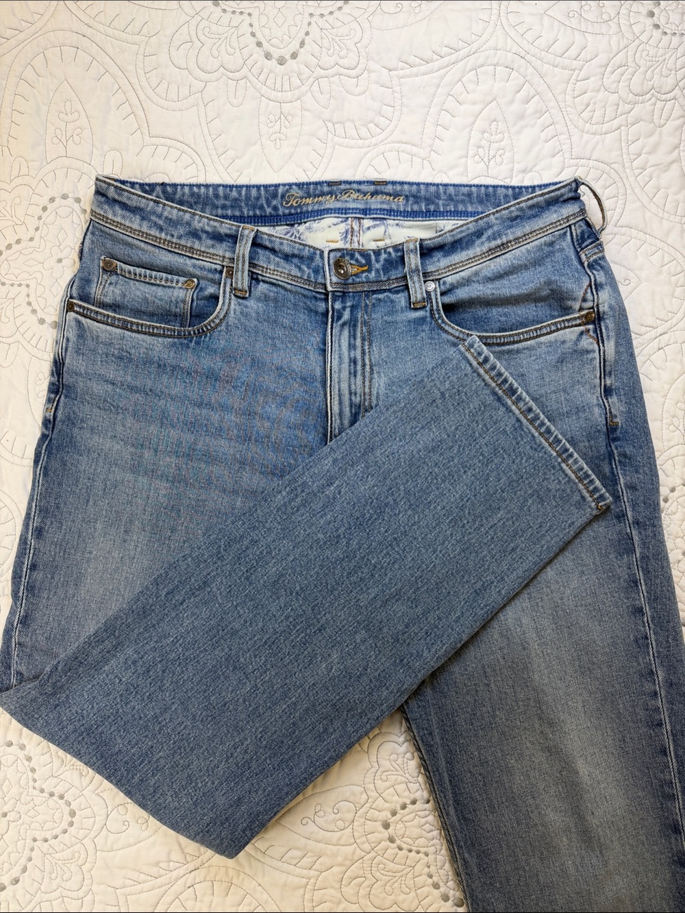 Tommy Bahama Island Sands Straight Relaxed Men’s Denim Jeans - 32x30 Light Wash
